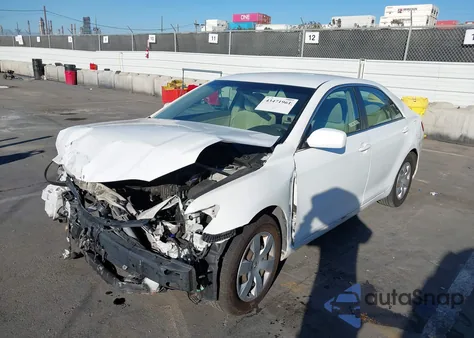 2007 Toyota Camry Le из США, поврежденный, VIN 4T1BE46K27U570283